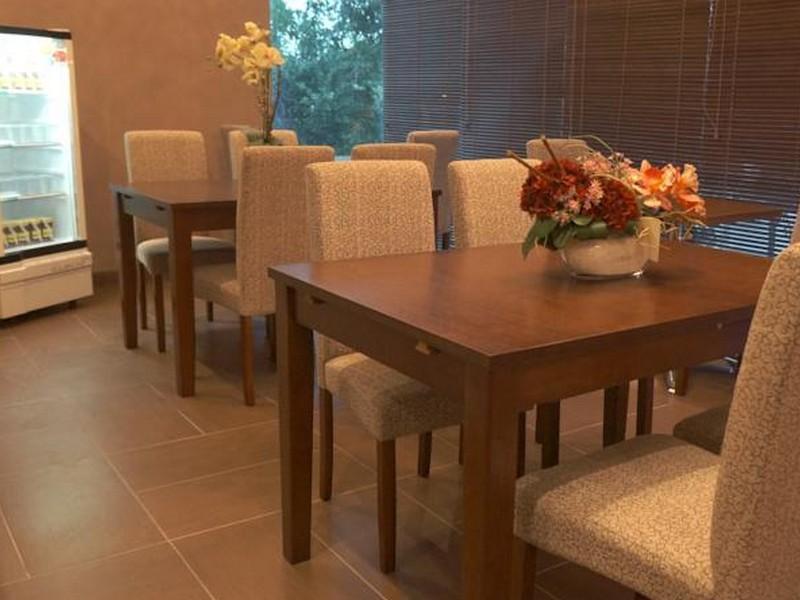 Life Emerald Hotel Surabaya Ngoại thất bức ảnh